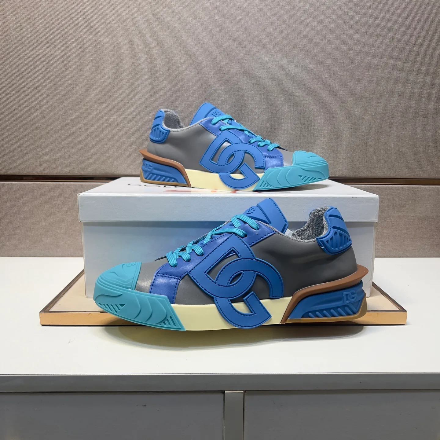 Men's men's shoes 💰pp500 [DG～] Couple's casual shoes 2025z cabinet sales simultaneously 🔶Size: 35-44#️⃣ 🔷4 colors🔜The upper is made of multi-material splicing ➕Towel lining, comfortable and breathable, sole: original comfortable, wear-resistant and non-slip outsole, ⚠️Real 📱Photography🎬The real thing is better📢📢📢